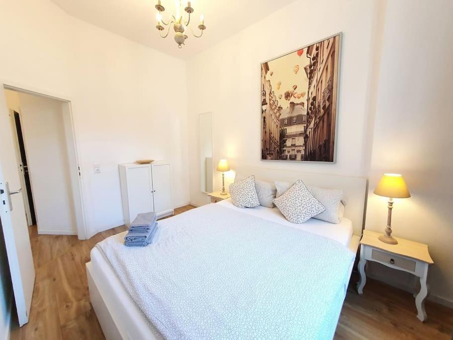 2 Room Apartment Near Station Neustadt In Dresden Neustadt Esterno foto